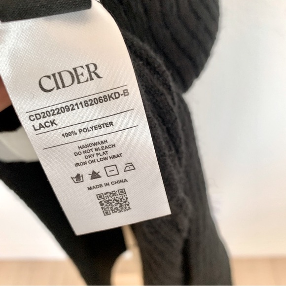 Cider Black Knit Solid Cami Split Midi Sweater Dress & Crop Top 2-Piece Set - Picture 8 of 10